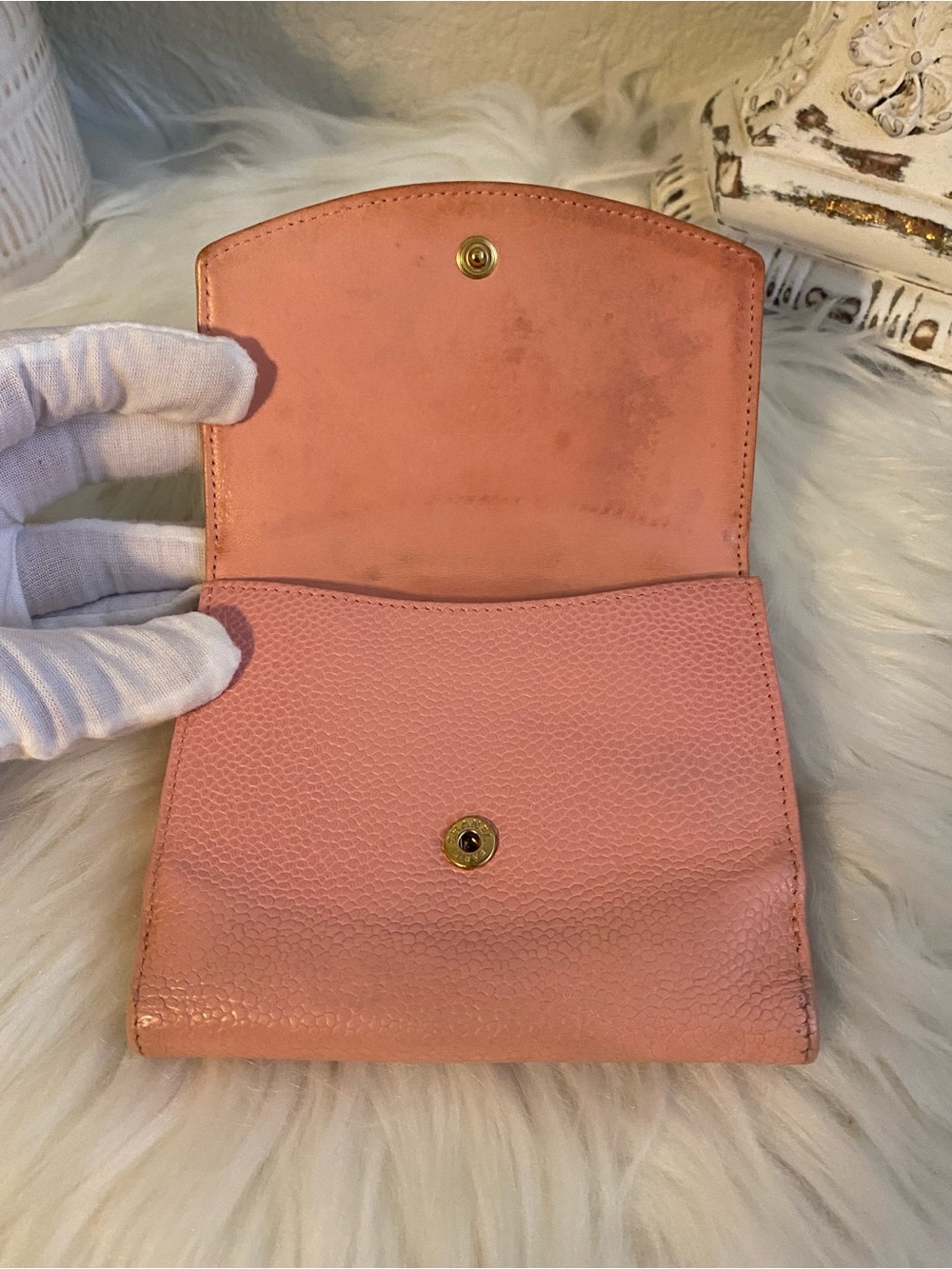 CHANEL Pink Caviar Leather Wallet with CC Motif - Picture 7 of 12